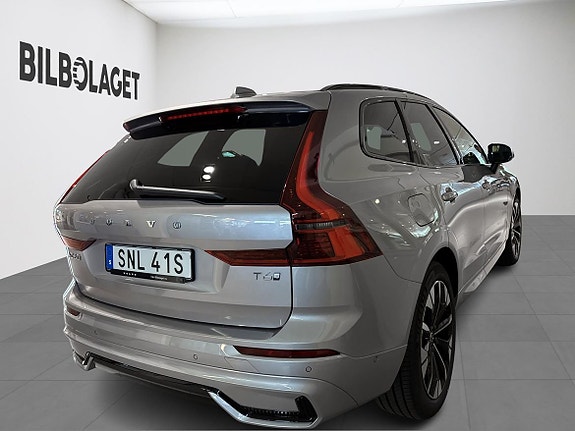 Volvo XC60 4 of 24