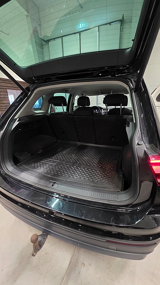 Volkswagen Tiguan 23 of 29