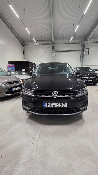 Volkswagen Tiguan 5 of 29