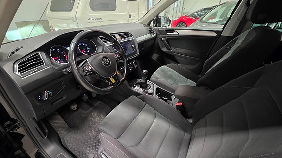 Volkswagen Tiguan 9 of 29