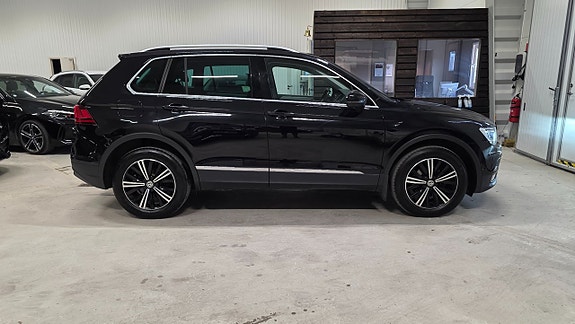 Volkswagen Tiguan 24 of 29
