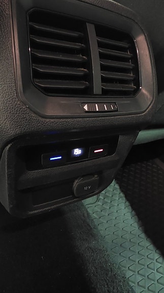 Volkswagen Tiguan 12 of 29