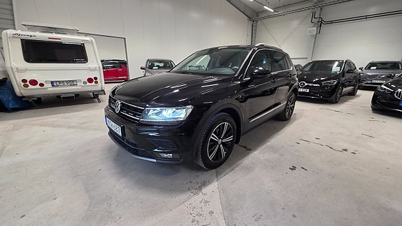 Volkswagen Tiguan 27 of 29