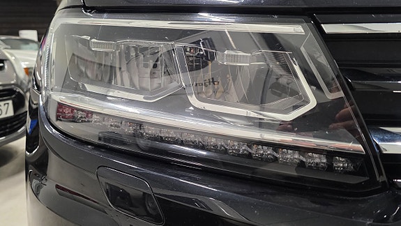 Volkswagen Tiguan 7 of 29