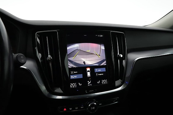 Volvo V60 13 of 19
