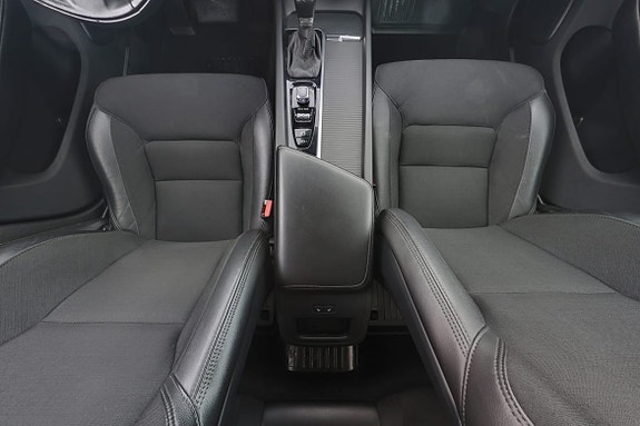 Volvo V60 9 of 19