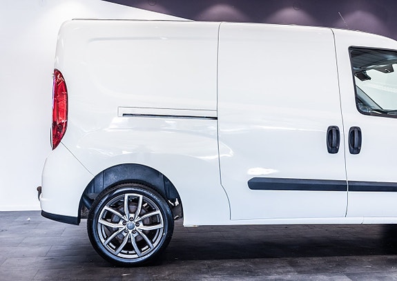 Fiat Doblo 10 of 22