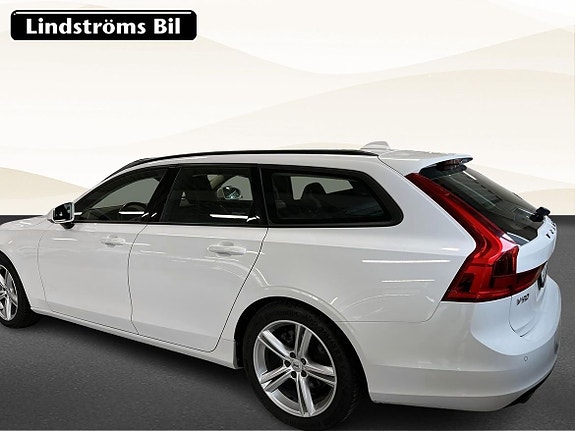 Volvo V90 4 of 18