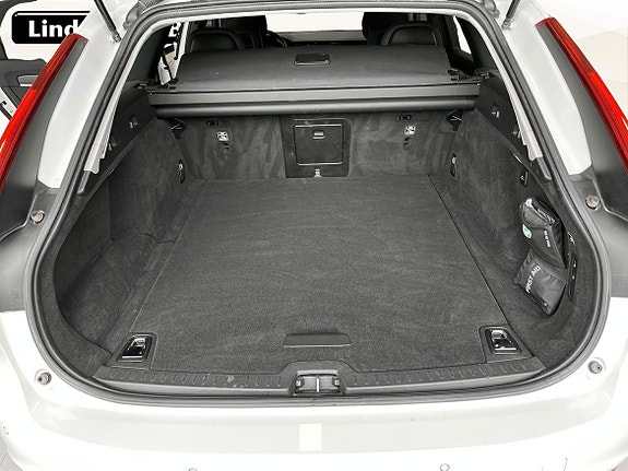Volvo V90 12 of 18