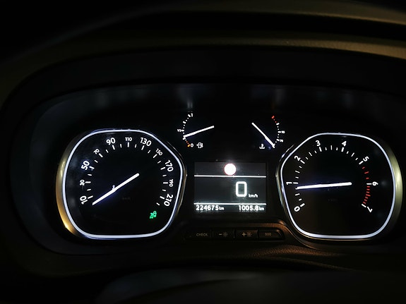 Toyota Proace 11 of 11