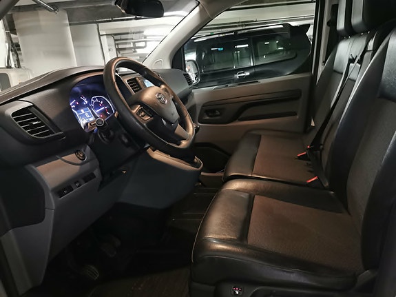 Toyota Proace 9 of 11
