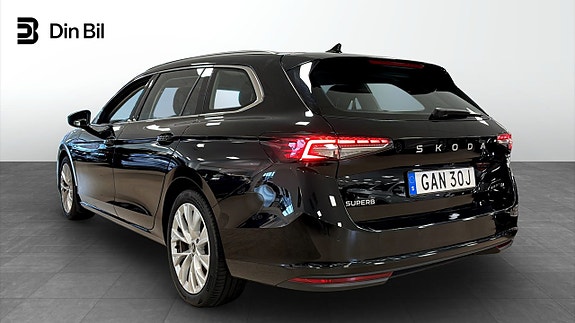 Skoda Superb 3 of 12
