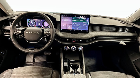 Skoda Superb 10 of 12