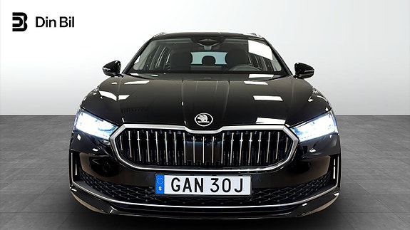 Skoda Superb 4 of 12