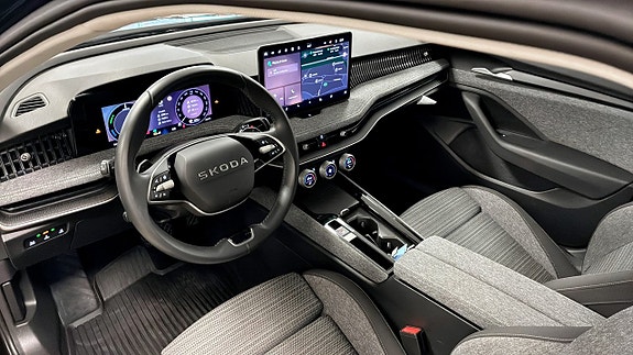 Skoda Superb 7 of 12