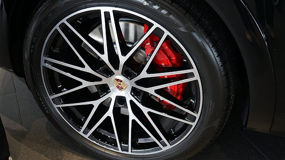 Porsche Cayenne S 6 of 6