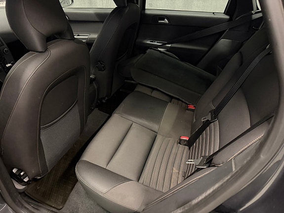Volvo V50 6 of 8