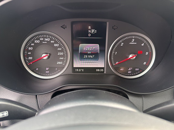 Mercedes-Benz C250 d 16 of 19
