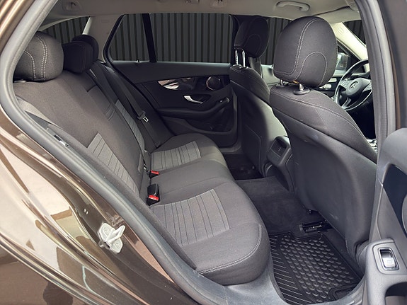 Mercedes-Benz C250 d 14 of 19