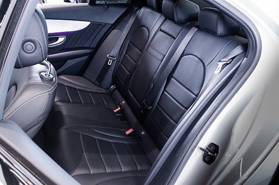 Mercedes-Benz C220 d 24 of 24