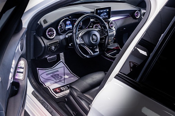 Mercedes-Benz C220 d 12 of 24