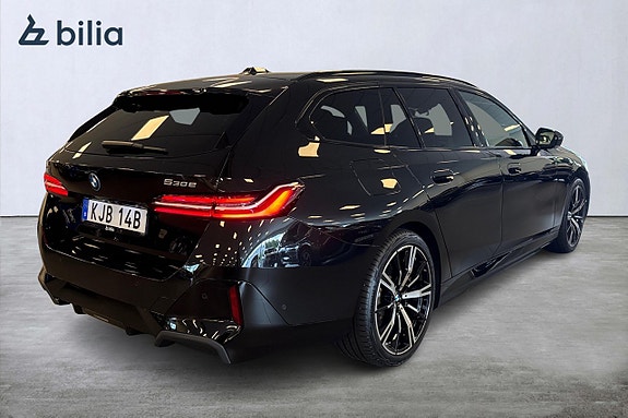 BMW 530e 17 of 19
