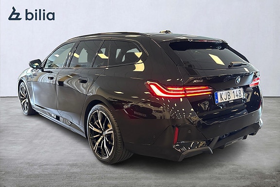BMW 530e 2 of 19