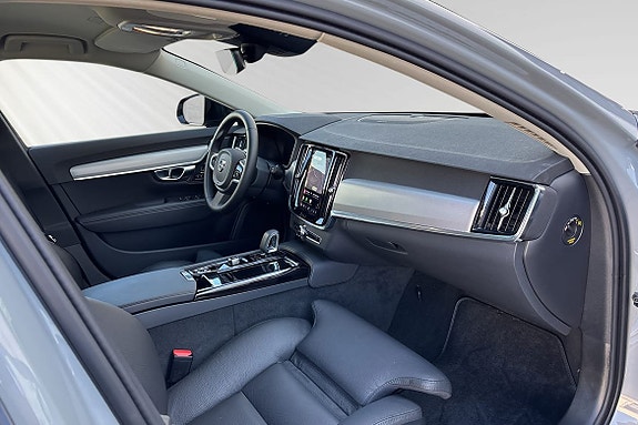 Volvo V90 10 of 21