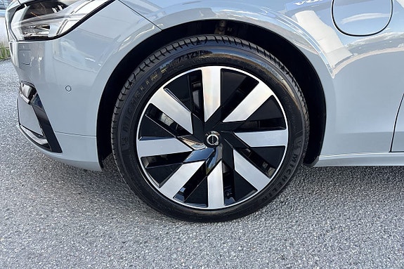 Volvo V90 12 of 21