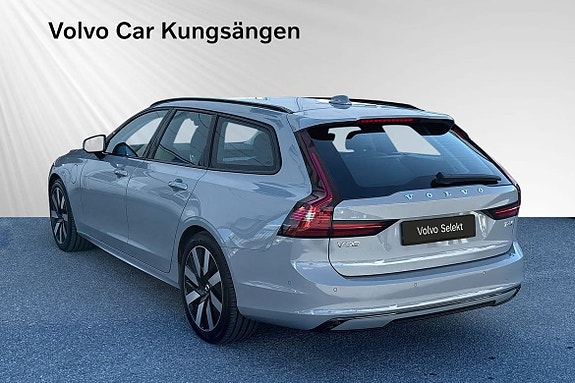 Volvo V90 4 of 21