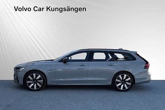 Volvo V90 3 of 21