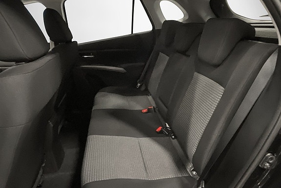 Suzuki S-Cross 6 of 10