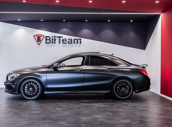 Mercedes-Benz CLA45 5 of 27