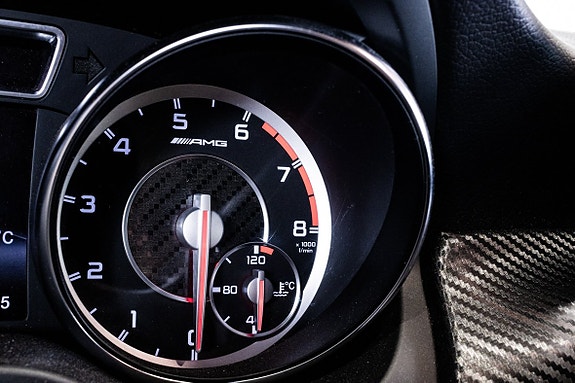 Mercedes-Benz CLA45 27 of 27