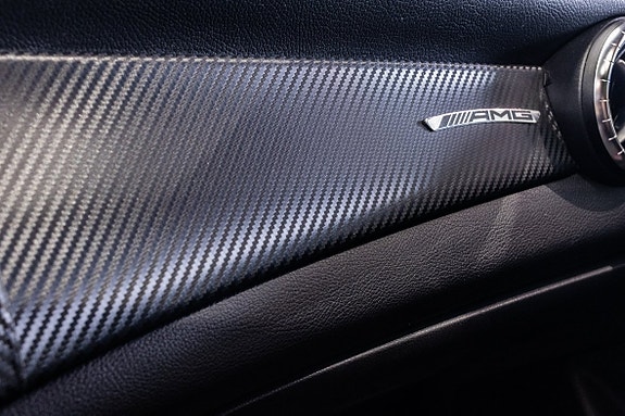 Mercedes-Benz CLA45 22 of 27