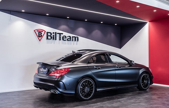 Mercedes-Benz CLA45 7 of 27