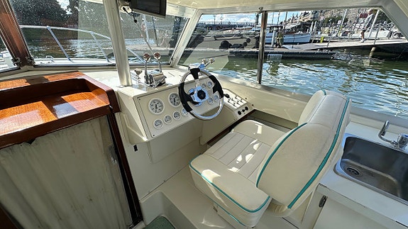 Riva Bertram 25 Sportfisherman -1970/2006 14 of 29
