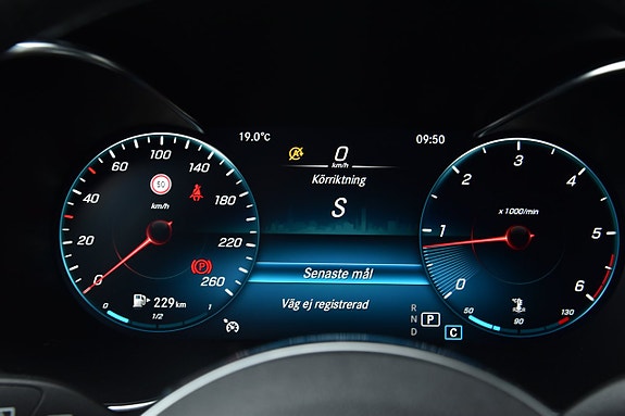 Mercedes-Benz GLC220 d 29 of 30