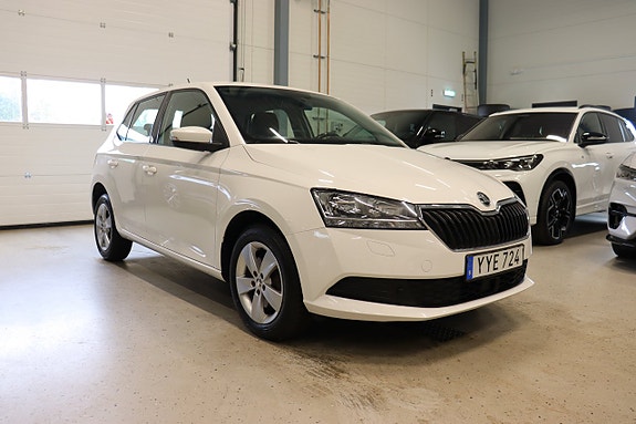 Skoda Fabia 2 of 25