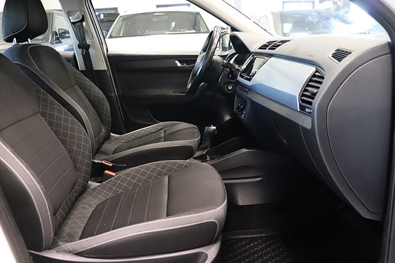 Skoda Fabia 8 of 25