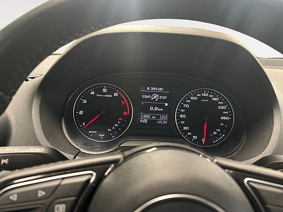 Audi Q2 13 of 26