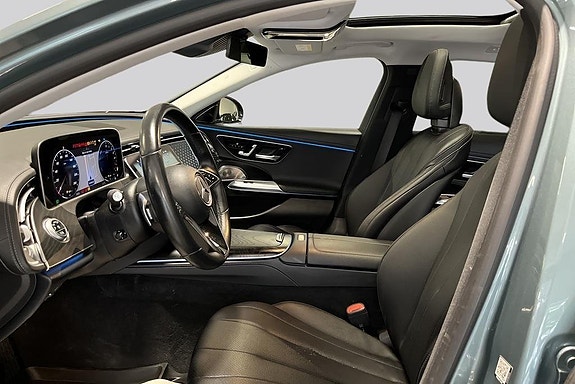 Mercedes-Benz E300 de 8 of 14