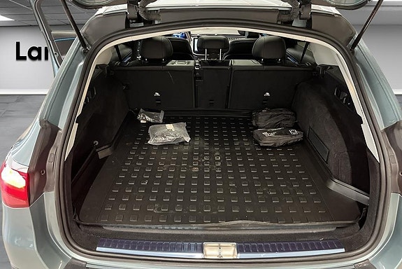 Mercedes-Benz E300 de 14 of 14