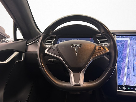 Tesla Model S 11 of 30
