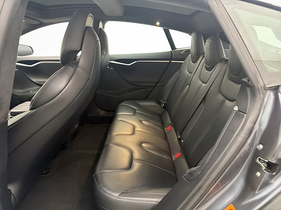 Tesla Model S 16 of 30