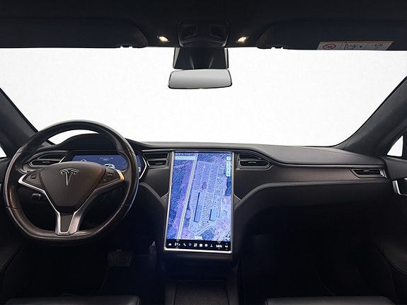 Tesla Model S 17 of 30