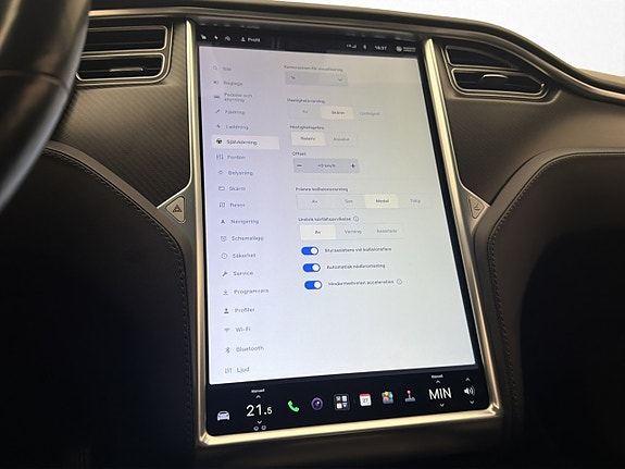 Tesla Model S 23 of 30
