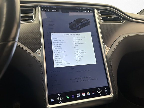 Tesla Model S 25 of 30