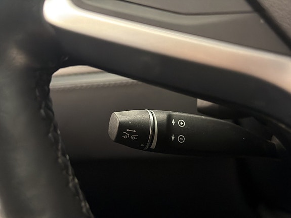 Tesla Model S 26 of 30