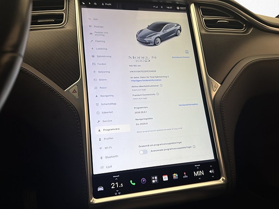 Tesla Model S 24 of 30